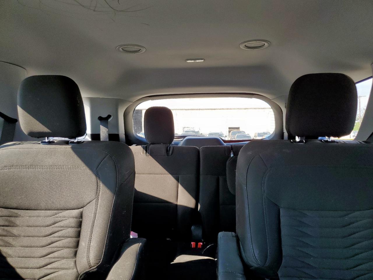 Ford Explorer Xlt Image 9