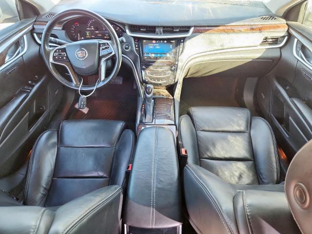 Cadillac XTS Luxury Collection Image 5