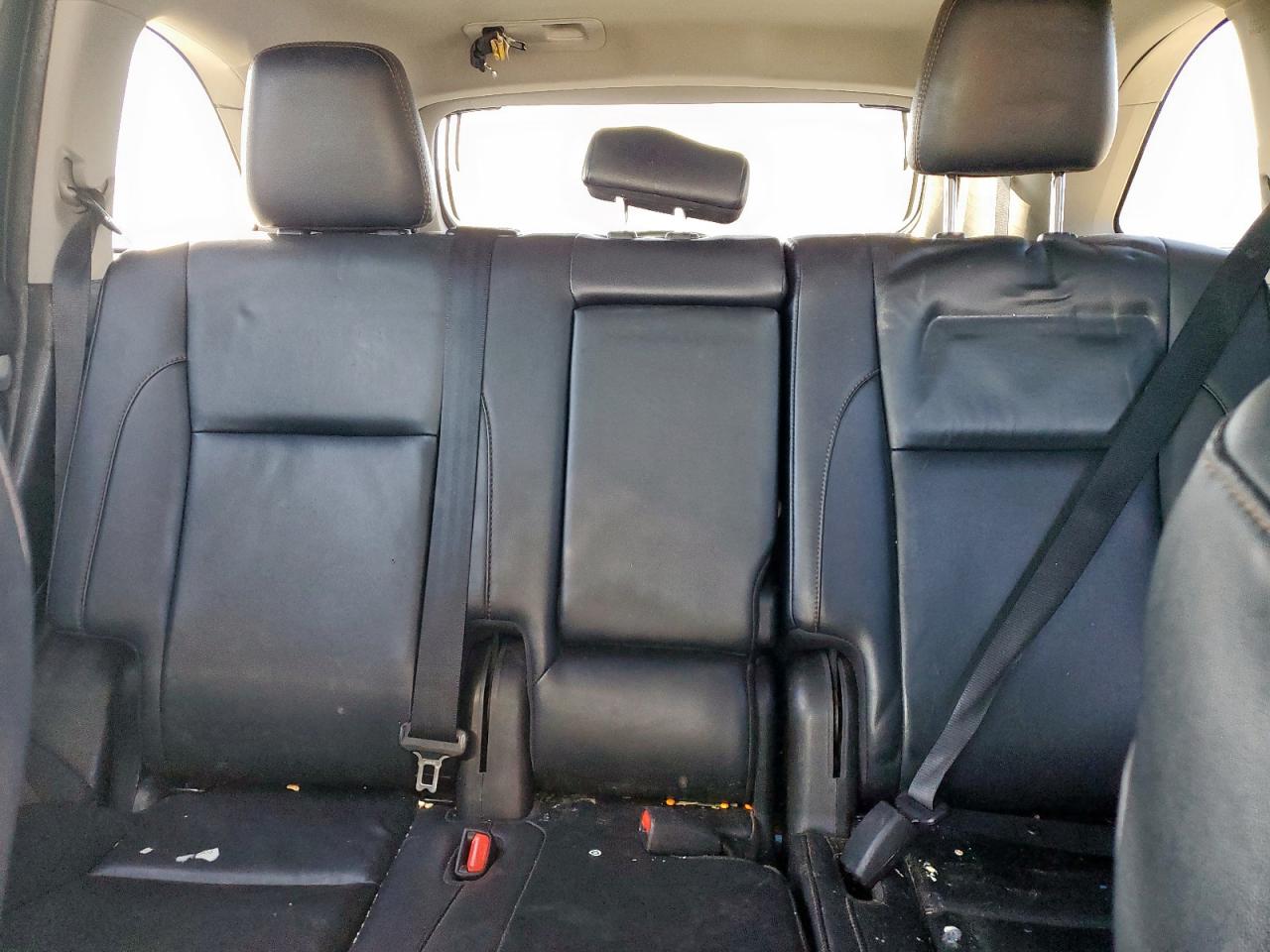 Toyota Highlander Se Image 12