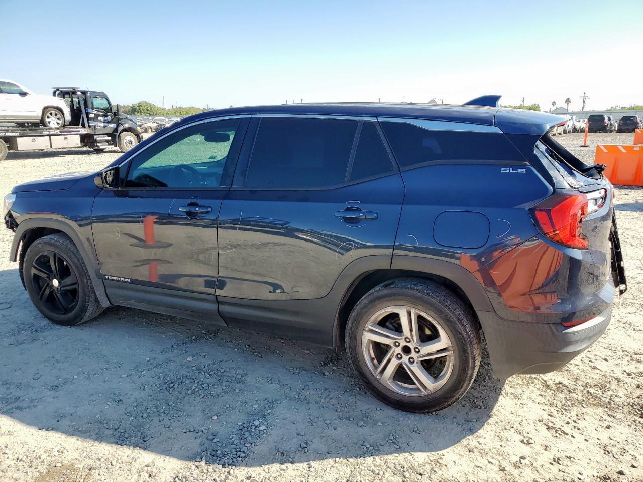 GMC Terrain Sle Image 3