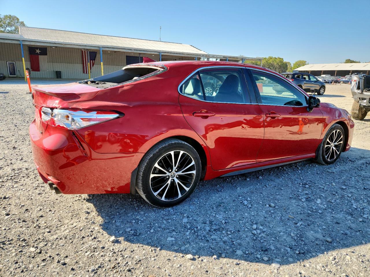 Toyota Camry Se Image 4