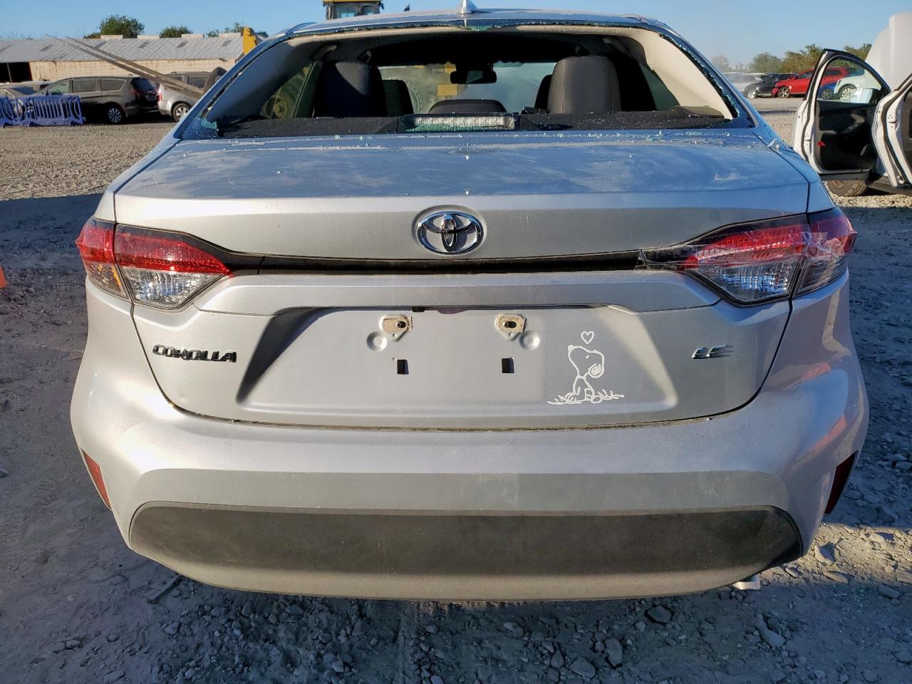 Toyota Corolla Le Image 8