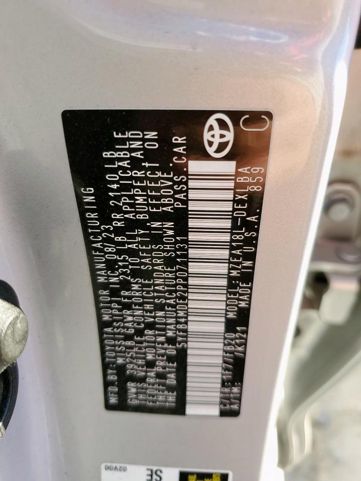 Toyota Corolla Le Image 5