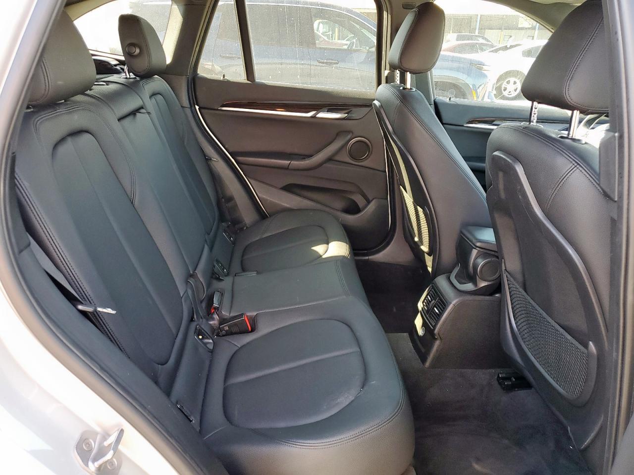 BMW X Series Xdrive28i Image 11