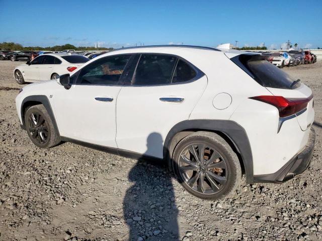 Lexus Ux 200 Image 2