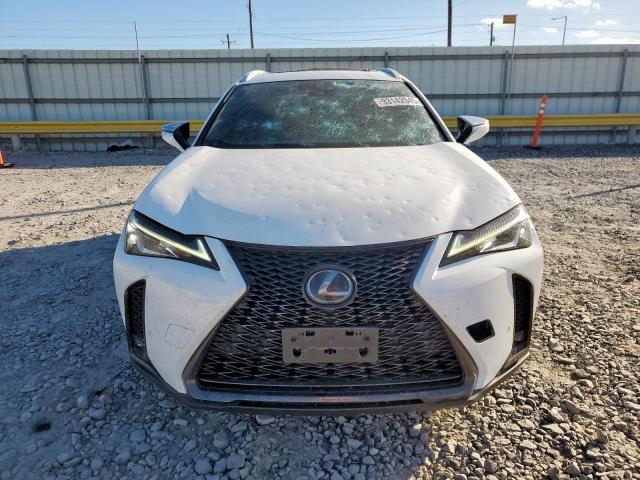 Lexus Ux 200 Image 3