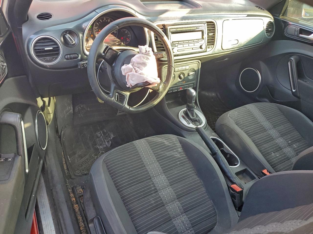 Volkswagen Beetle Turbo Image 5