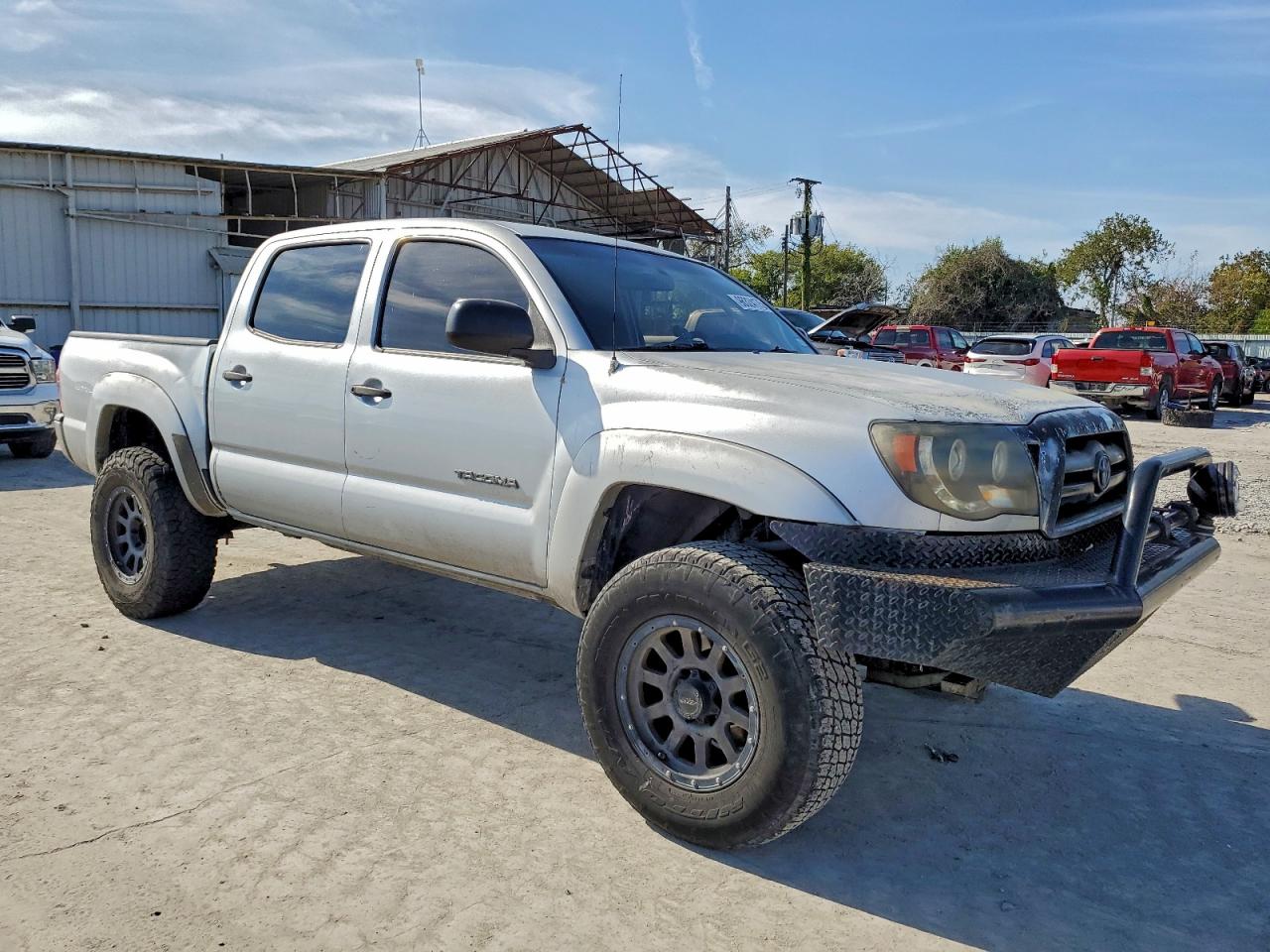 Toyota Tacoma Double Cab Image 6