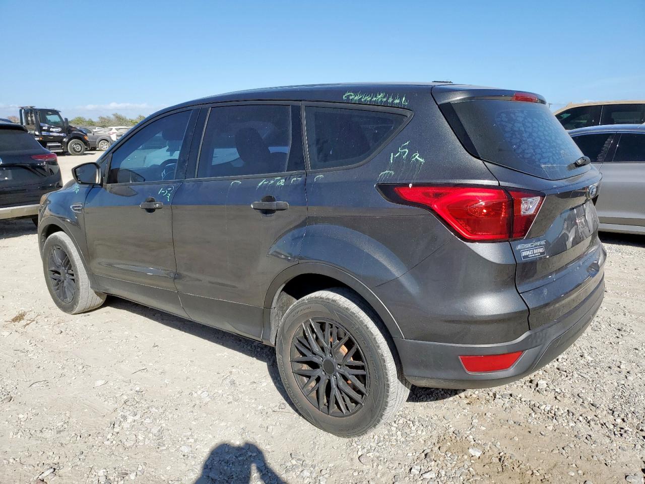 Ford Escape S Image 3