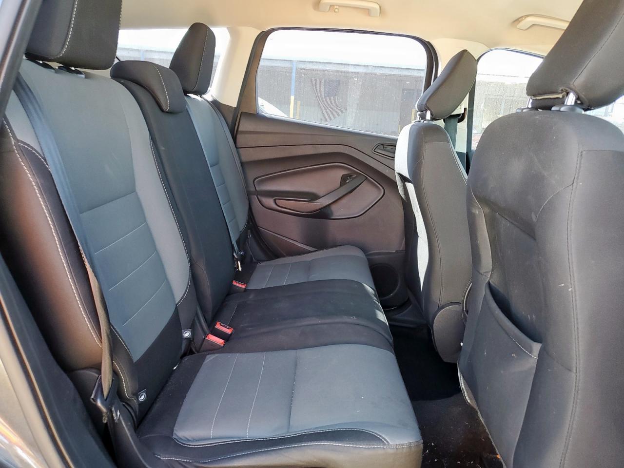 Ford Escape S Image 12