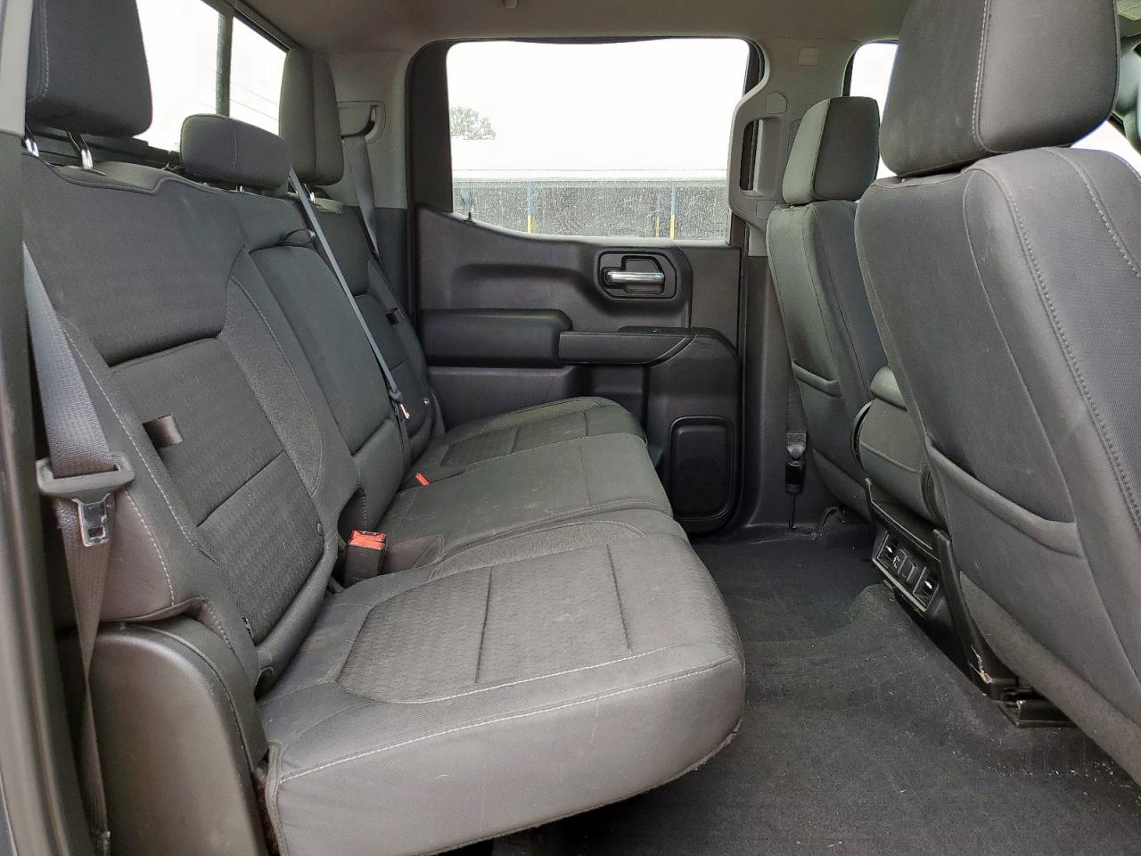 Chevrolet Silverado C1500 Lt Image 7