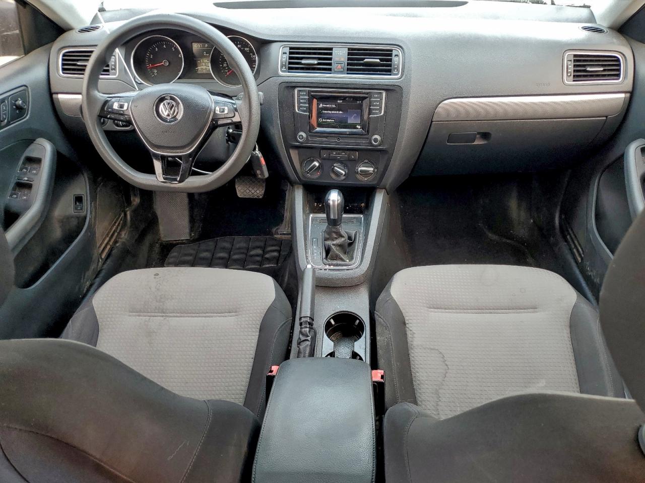 Volkswagen Jetta S Image 5