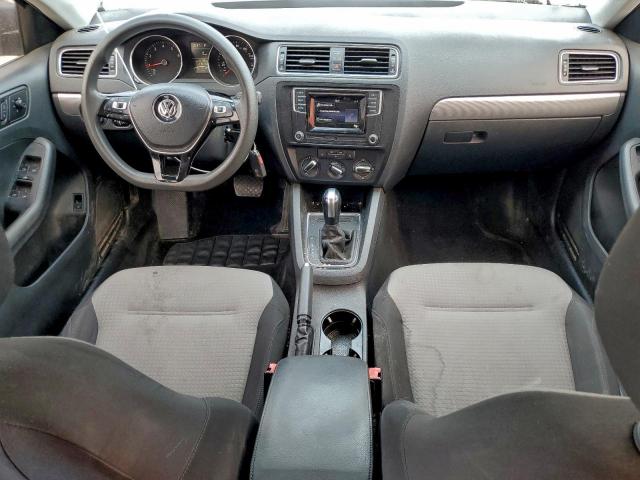 Volkswagen Jetta S Image 5