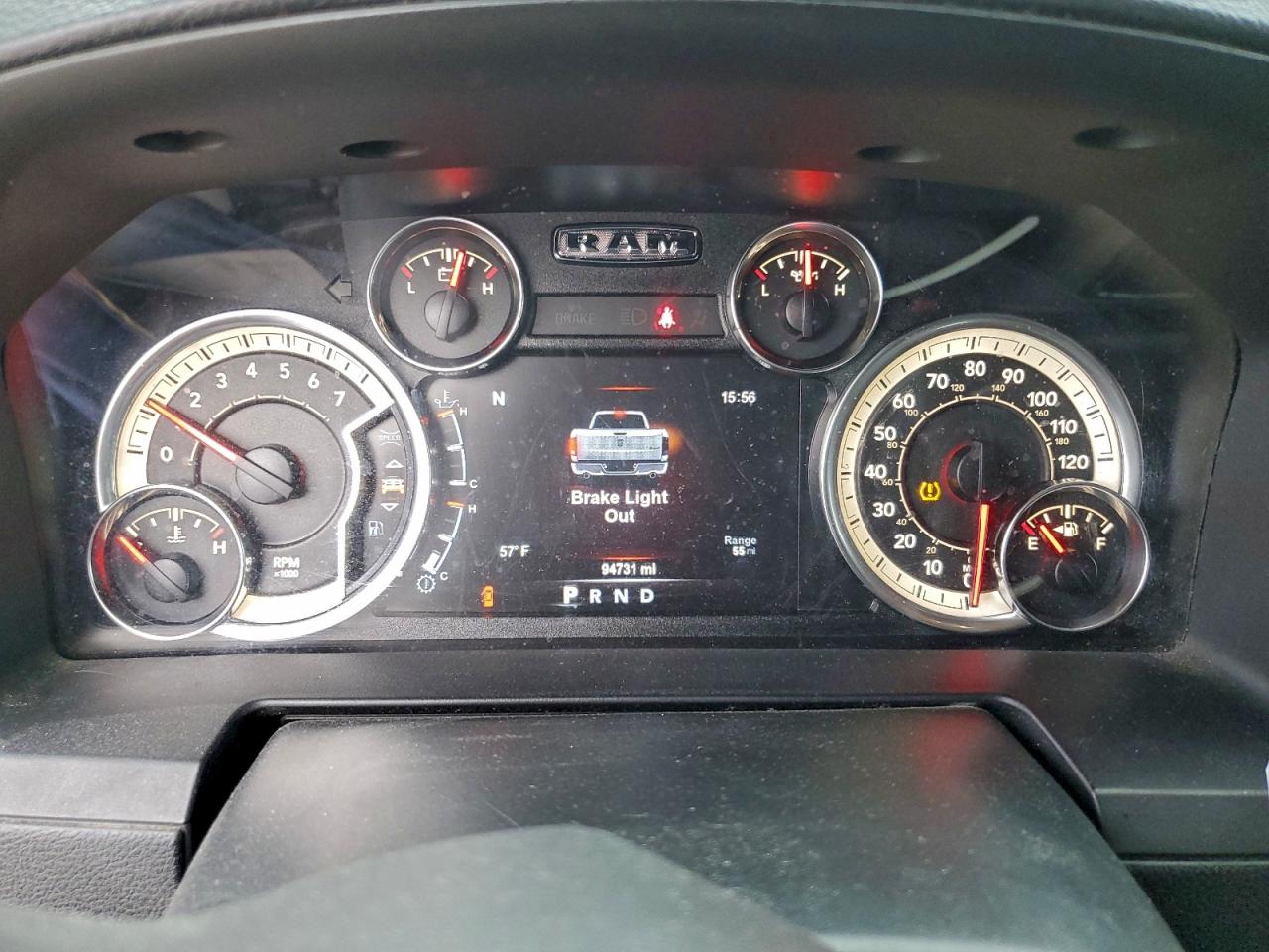 Ram 1500 Laramie Image 8