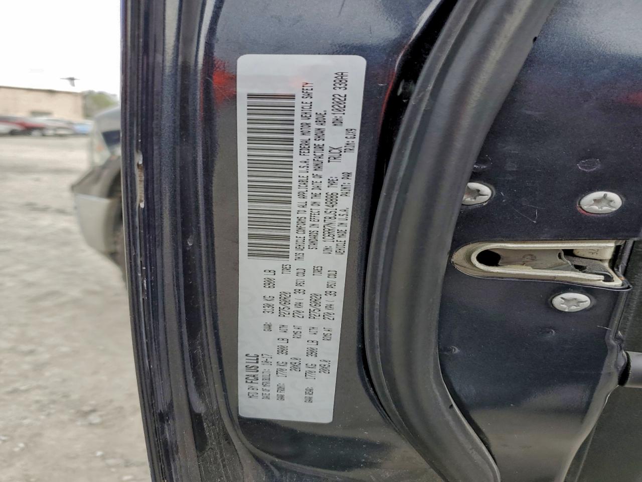 Ram 1500 Laramie Image 10