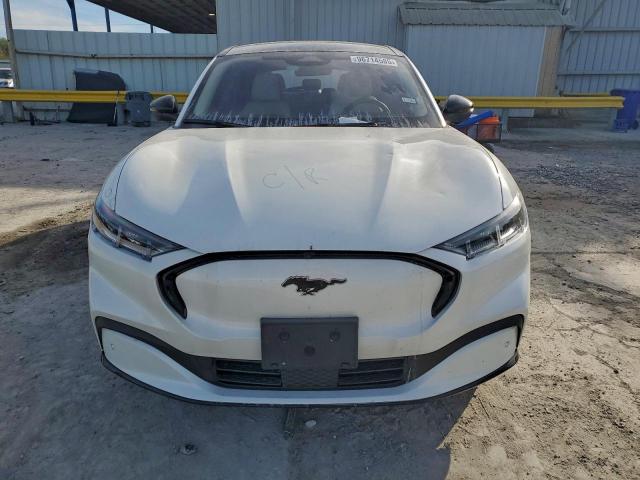 Ford Mustang Premium Image 3