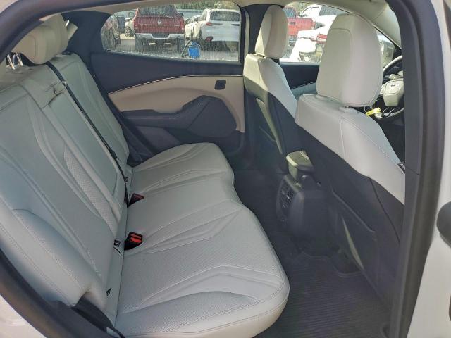 Ford Mustang Premium Image 13