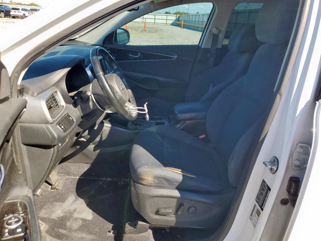 Kia Sorento Lx Image 6