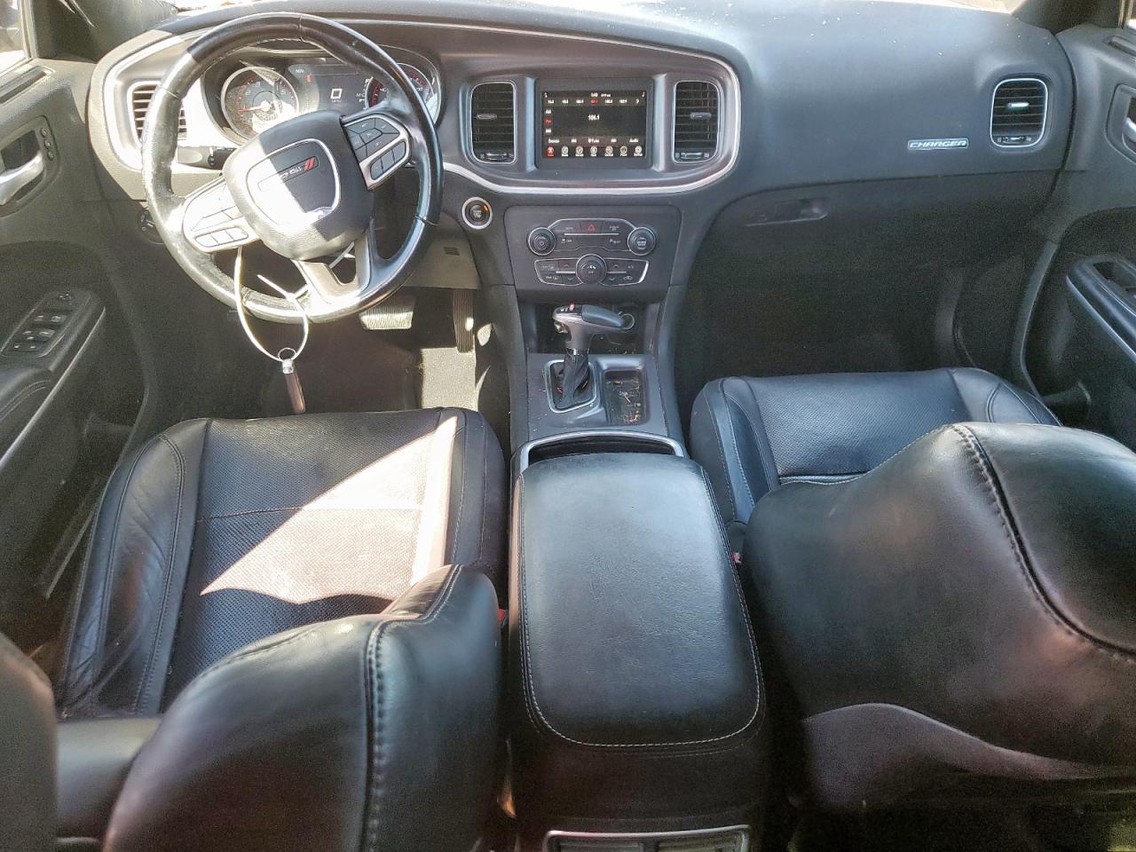 Dodge Charger Sxt Image 6