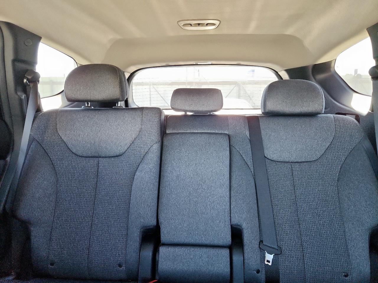 Hyundai SANTA FE Sel Image 12