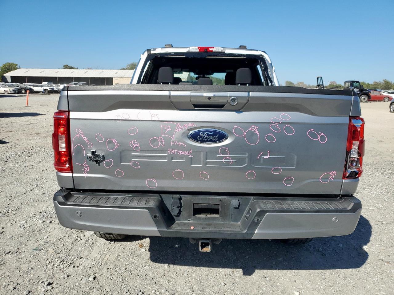 Ford F-150 Supercrew Image 3