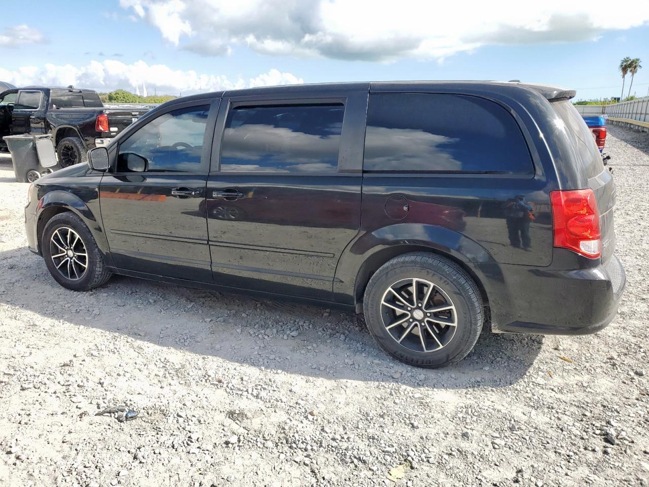 Dodge Caravan Se Image 11