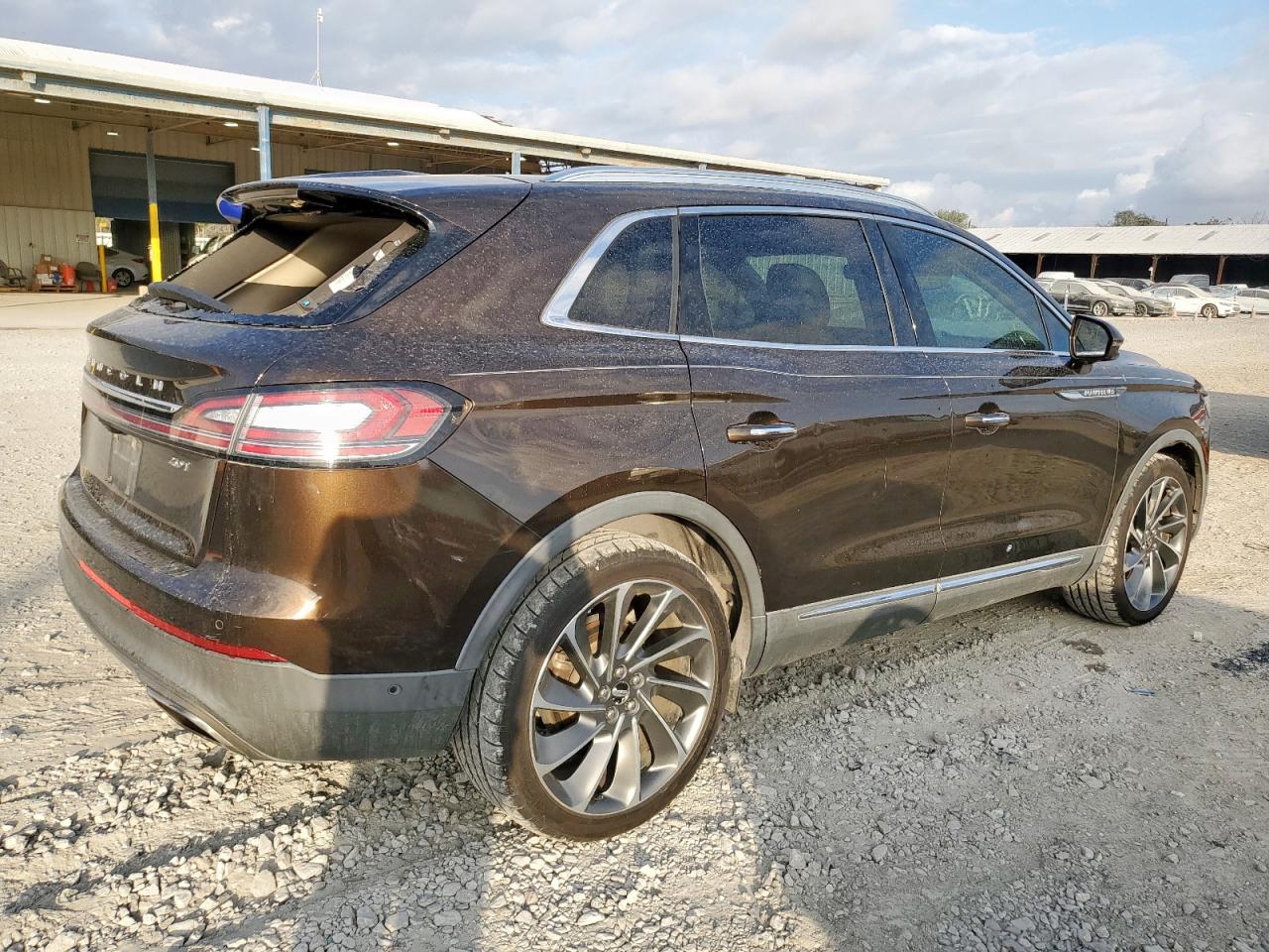 Lincoln Nautilus Reserve Image 6