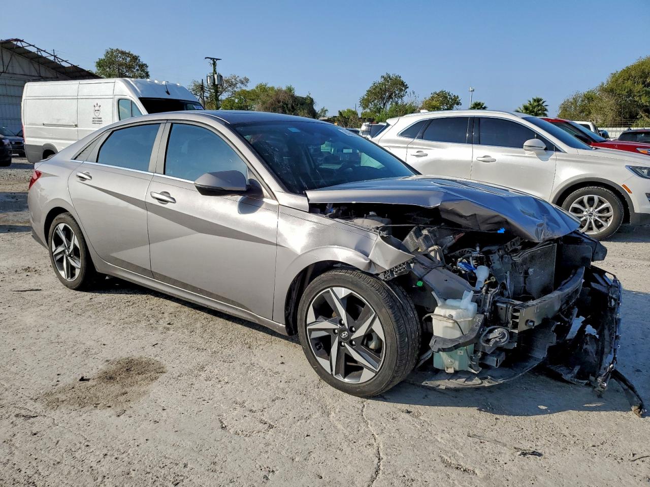 Hyundai ELANTRA Limited Image 12