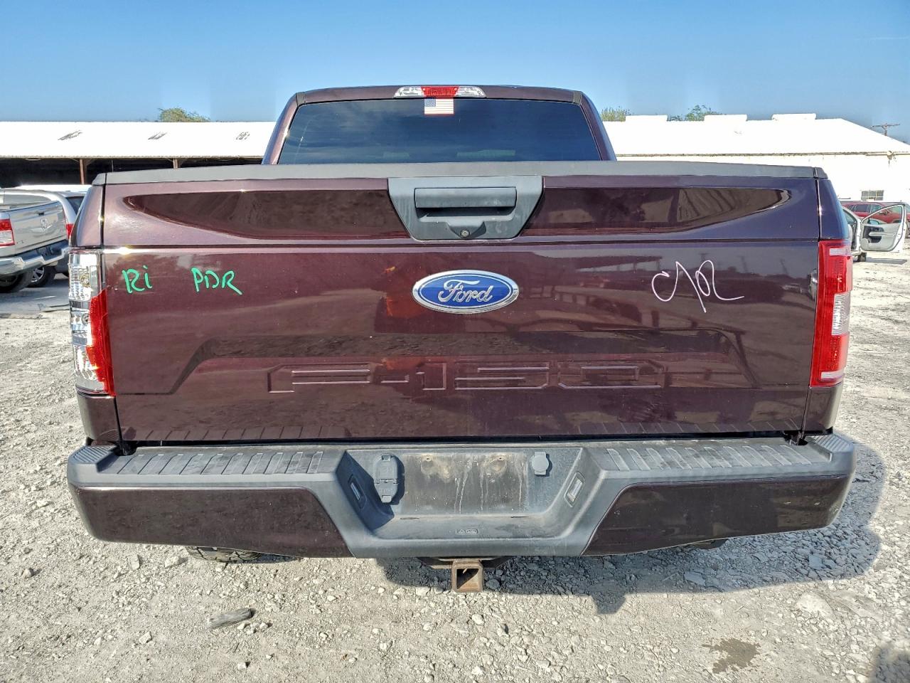 Ford F-150 Supercrew Image 4