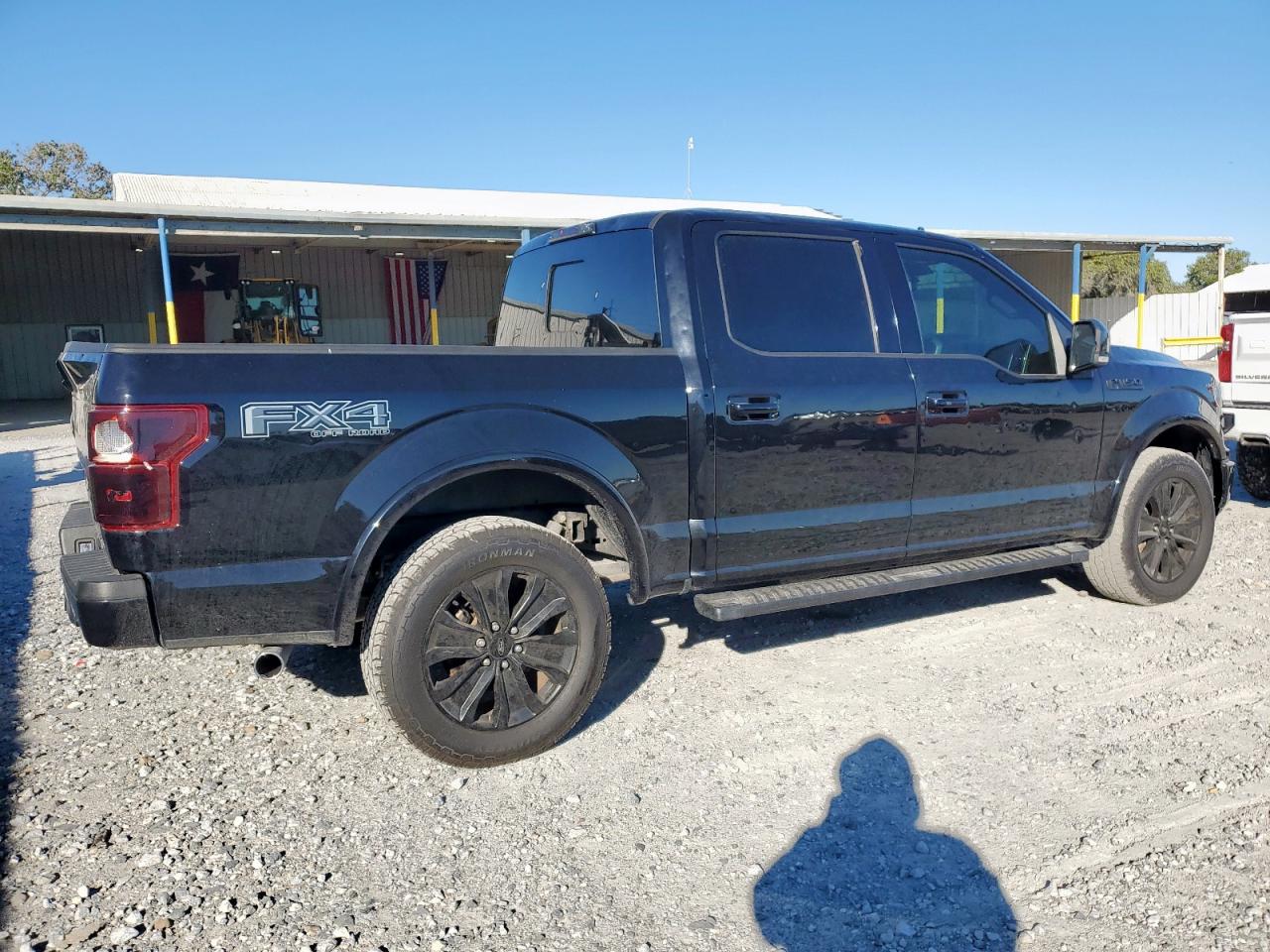 Ford F-150 Supercrew Image 8