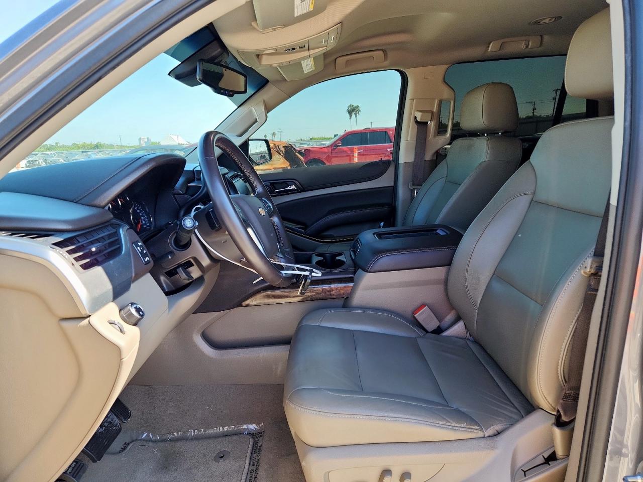 Chevrolet Tahoe C1500 Lt Image 5