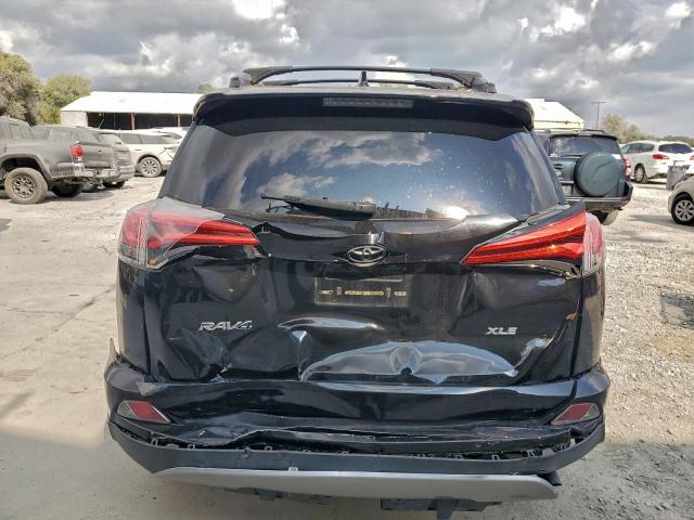 Toyota RAV4 Adventure Image 7