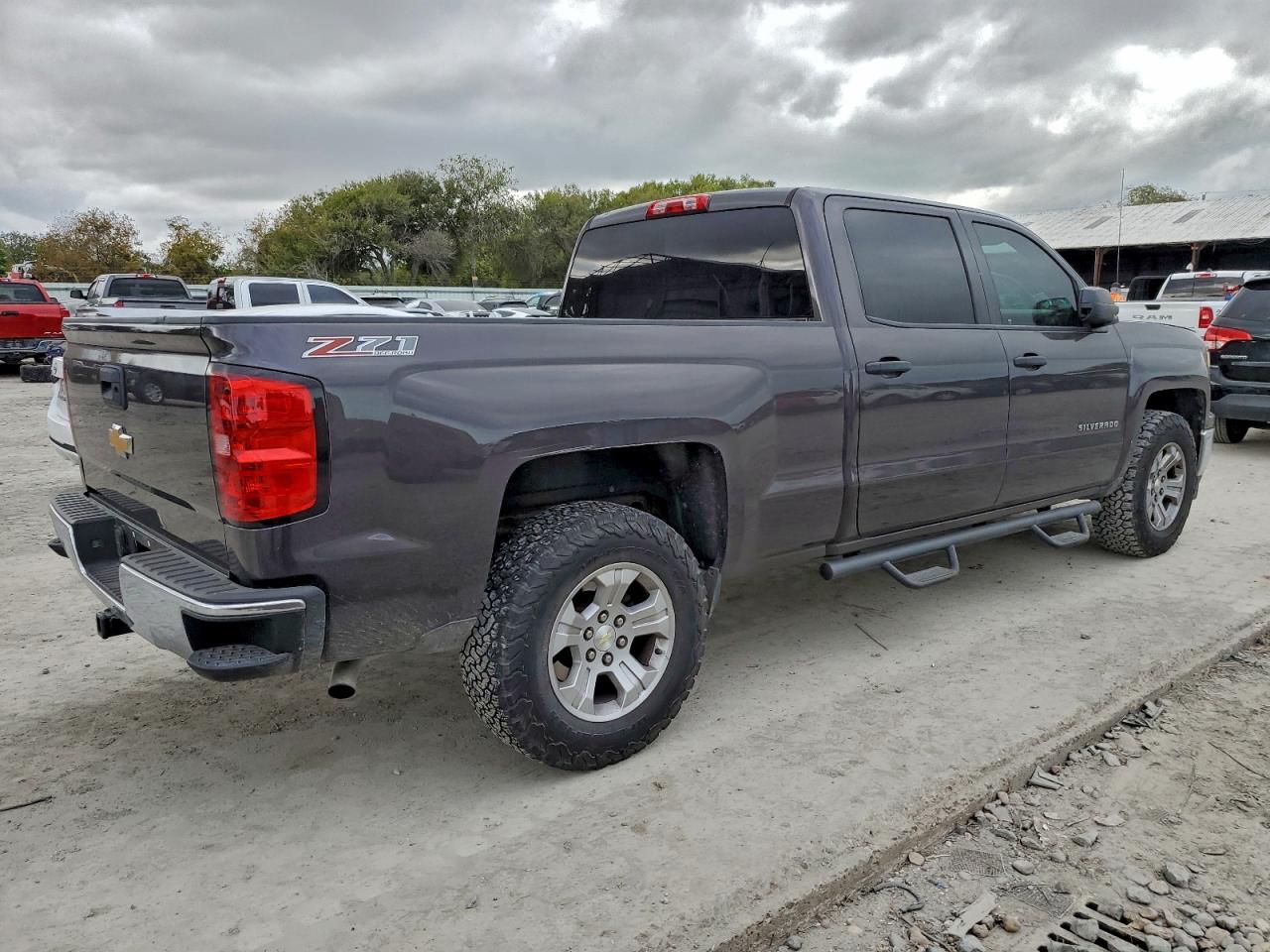 Chevrolet Silverado K1500 Lt Image 2