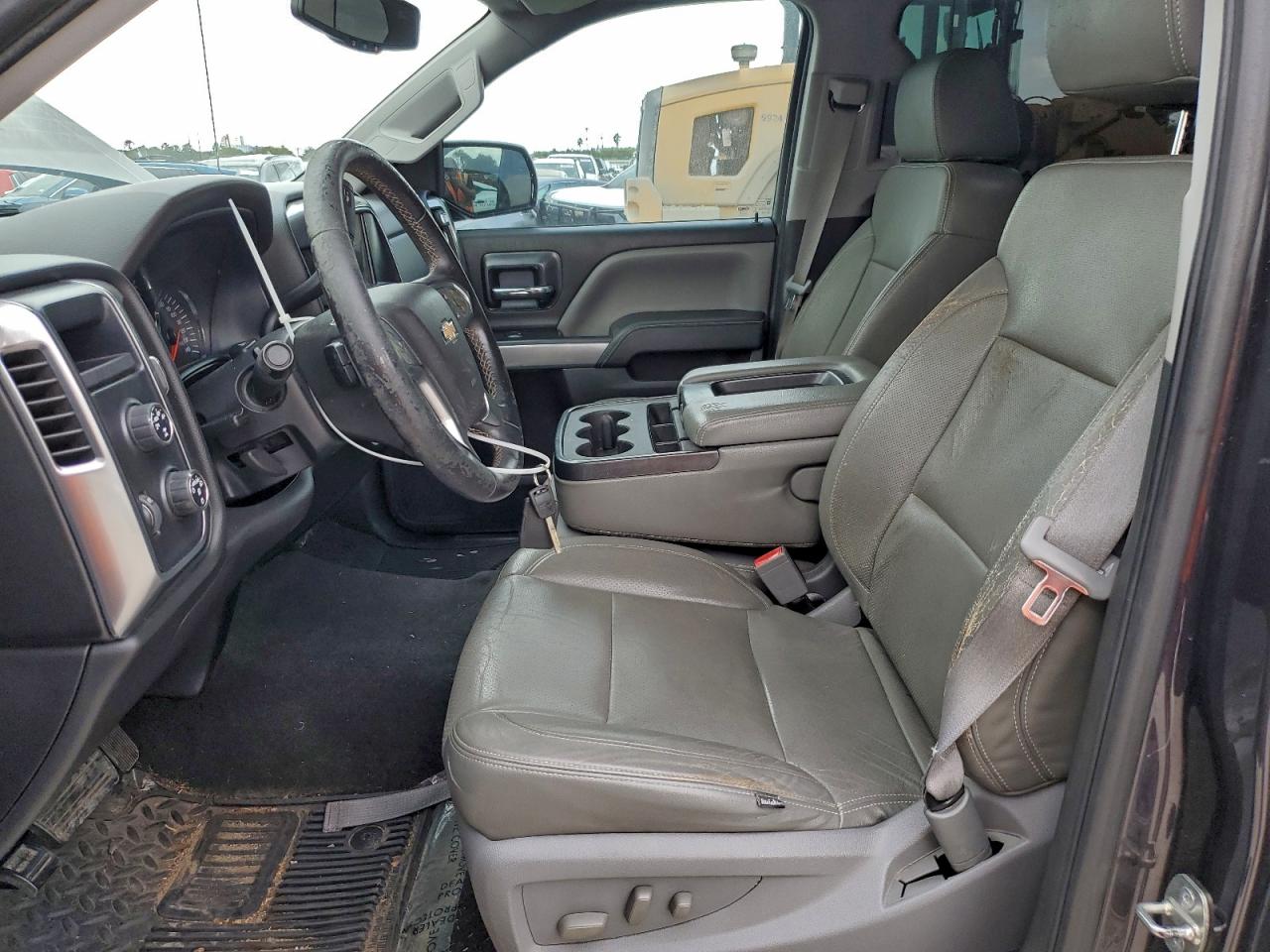 Chevrolet Silverado K1500 Lt Image 10