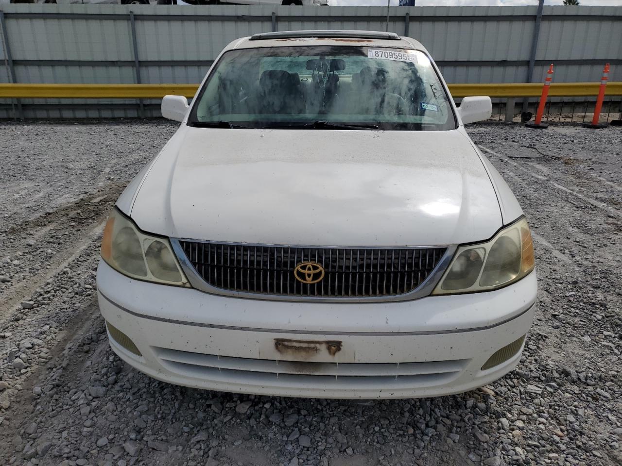 Toyota Avalon Xl Image 5