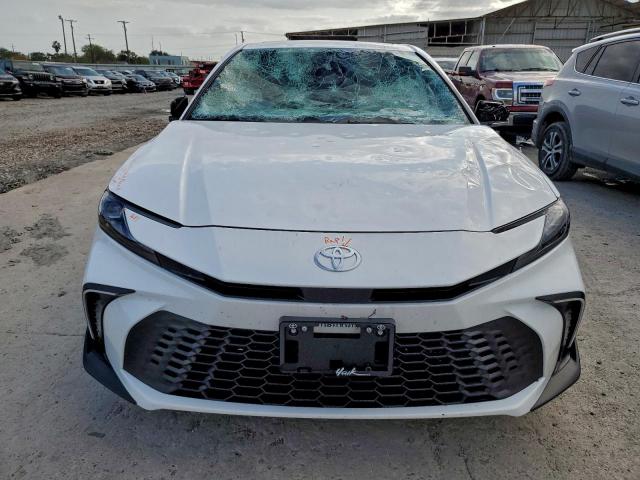 Toyota Camry Xse Image 10