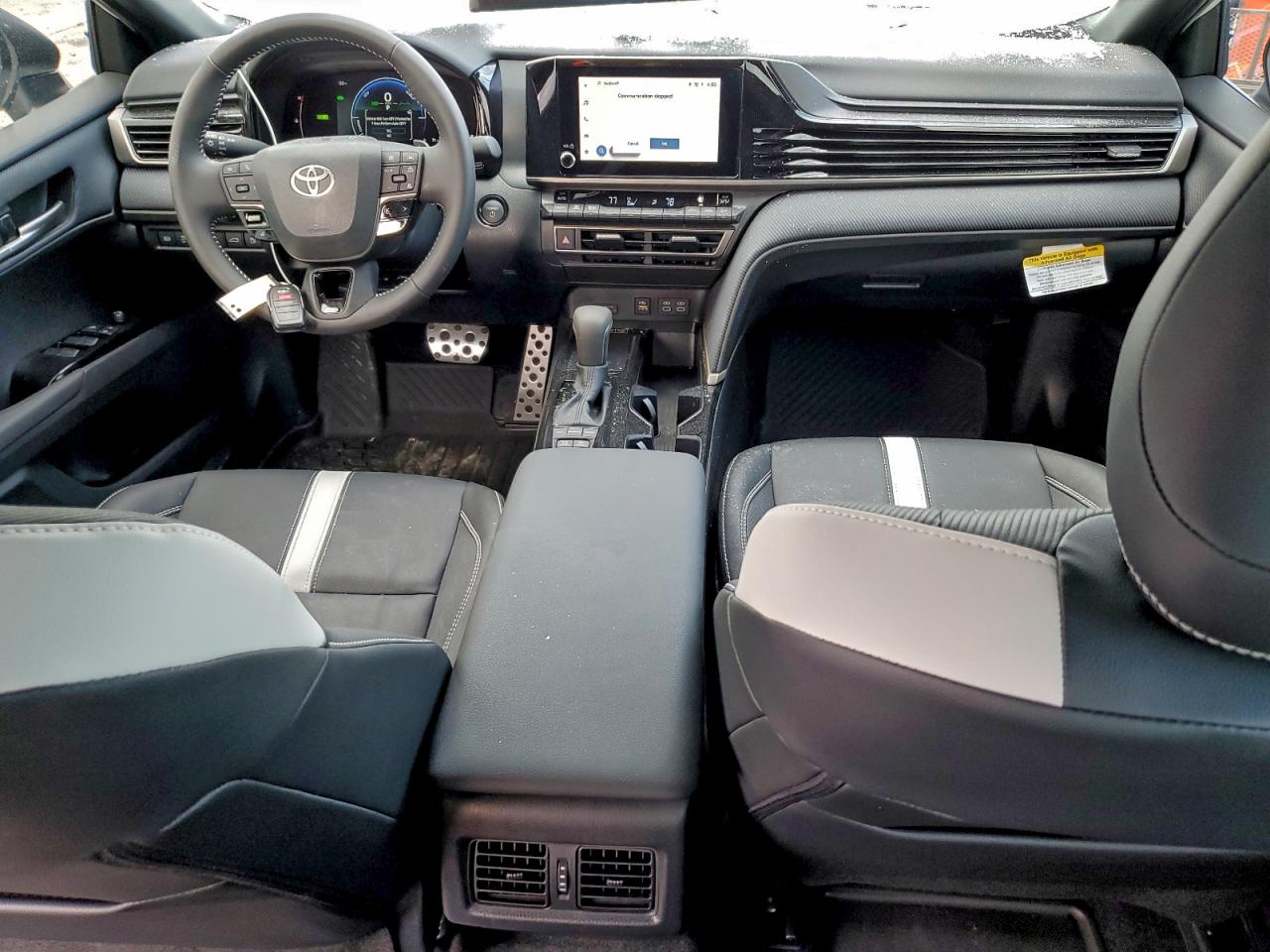 Toyota Camry Xse Image 5