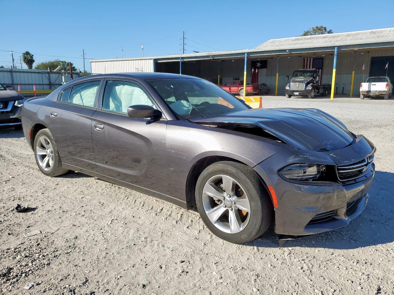 Dodge Charger Se Image 5