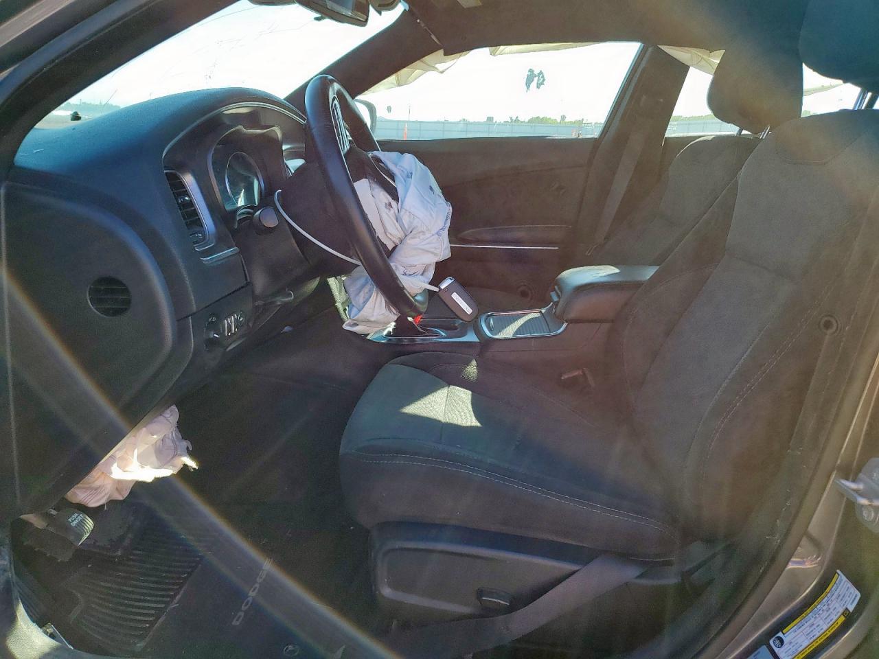 Dodge Charger Se Image 9