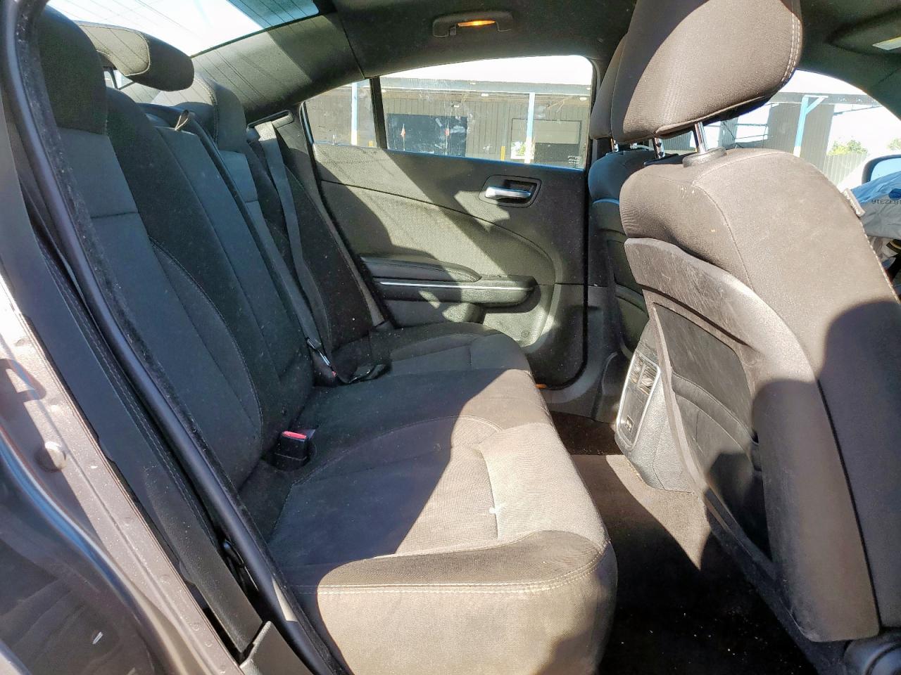 Dodge Charger Se Image 8