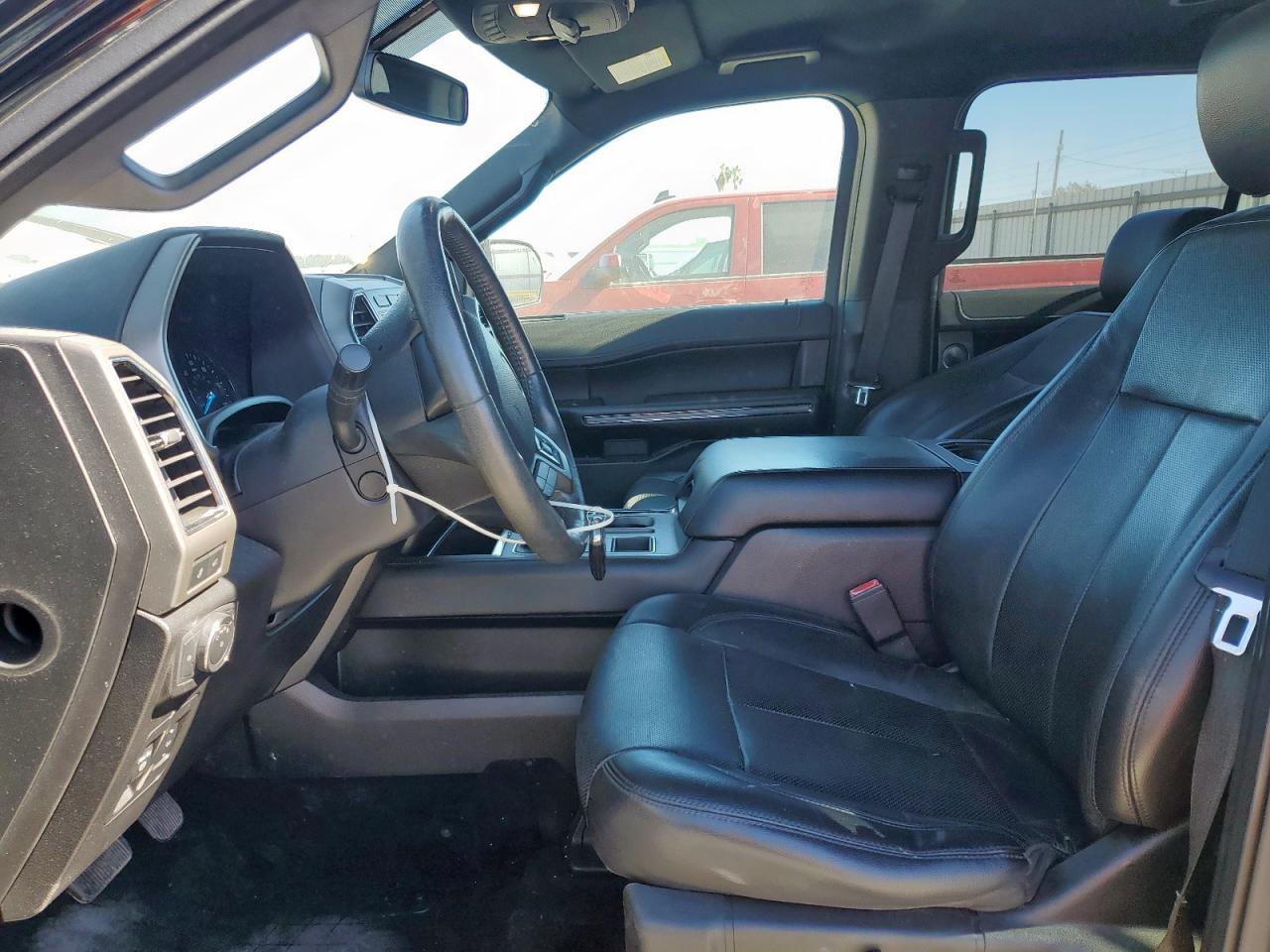 Ford Expedition Max Xlt Image 9