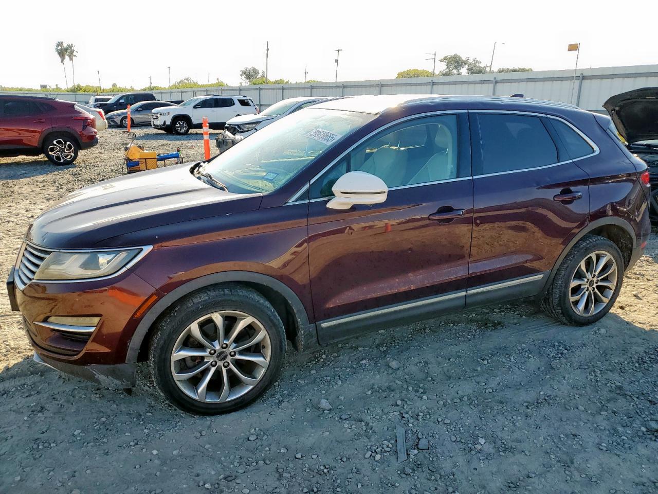 Lincoln MKC Select Image 1