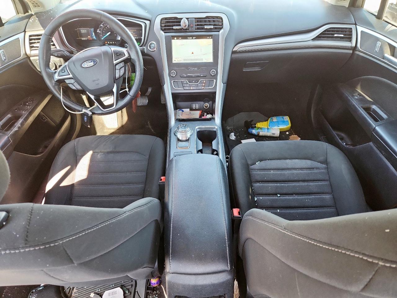 Ford Fusion Se Image 8