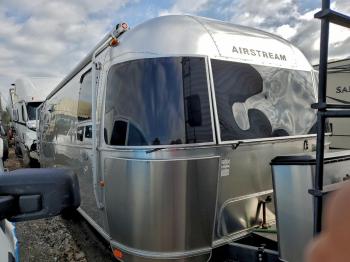  Salvage Afct Trailer