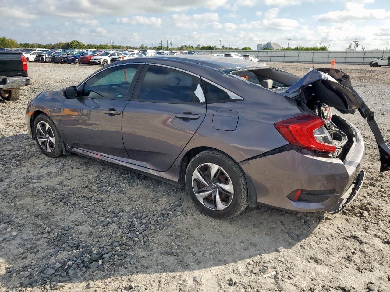 Honda Civic Lx Image 8