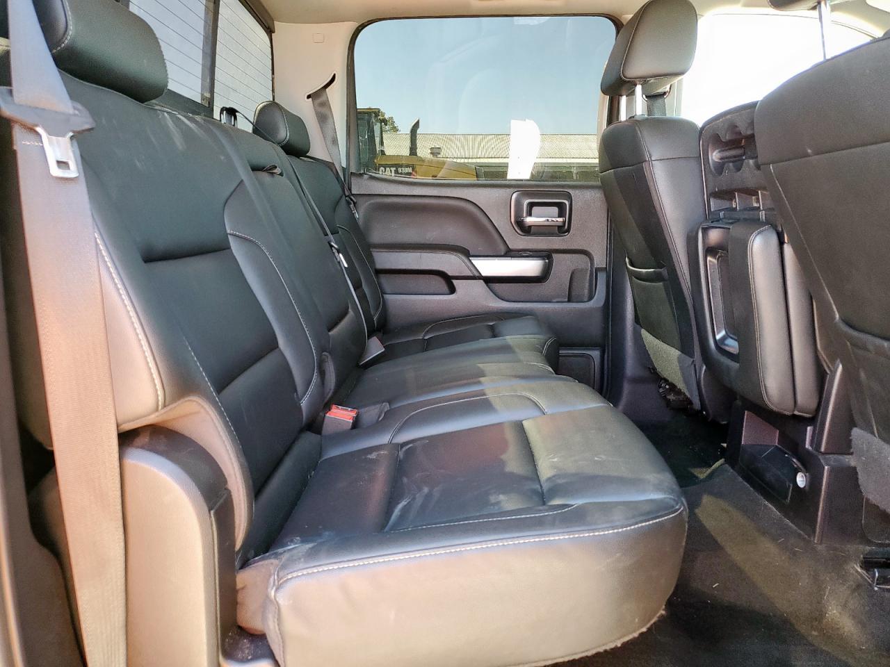 Chevrolet Silverado K1500 Lt Image 9