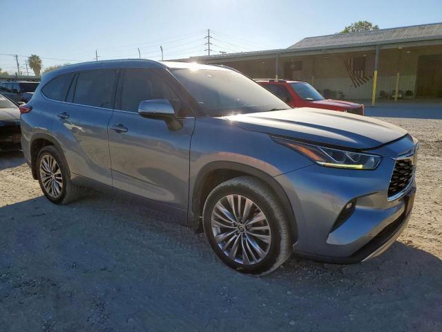 Toyota Highlander Platinum Image 2