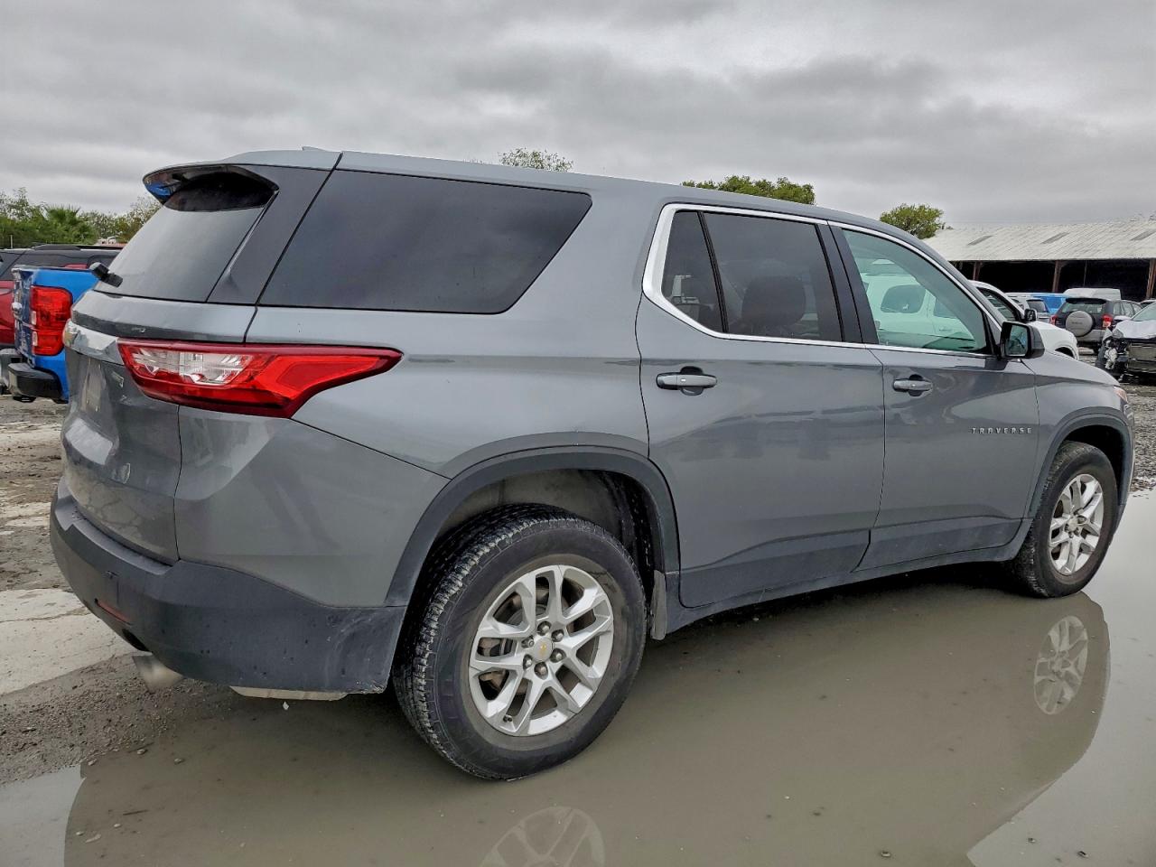 Chevrolet Traverse Ls Image 7