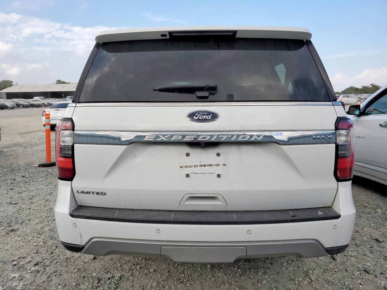 Ford Expedition Max Limited Image 5