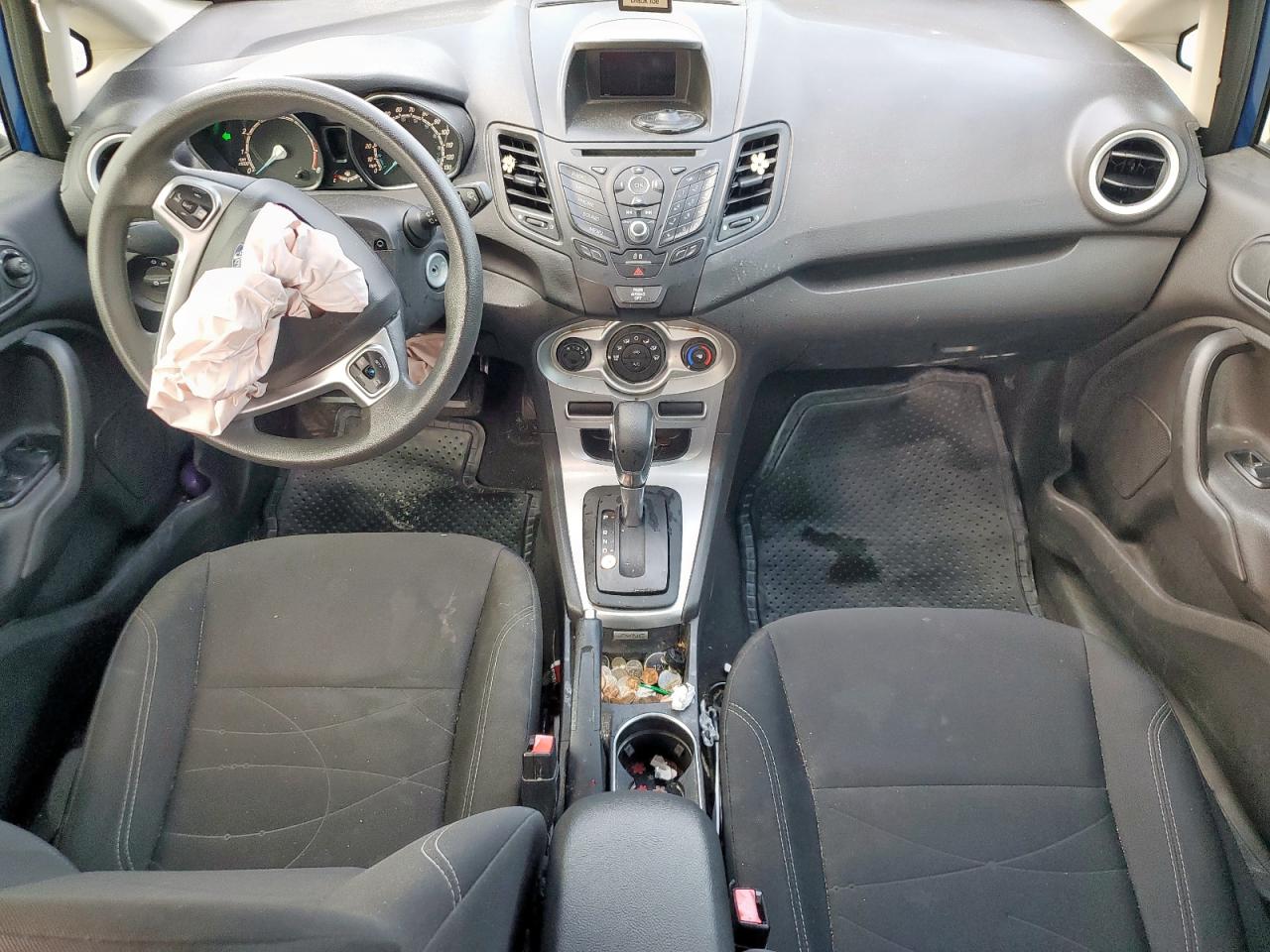 Ford Fiesta Se Image 11